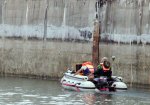 Оследование с лодки вертикальных стенок ГТС с помощью ГБО